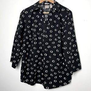 Chico's Etched Modern Dots Wrinkle Resistant 3/4 Sleeve Popover Shirt Classic